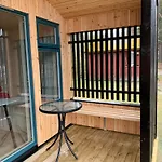 אתר קמפינג Fugelvagen, And Glamping *